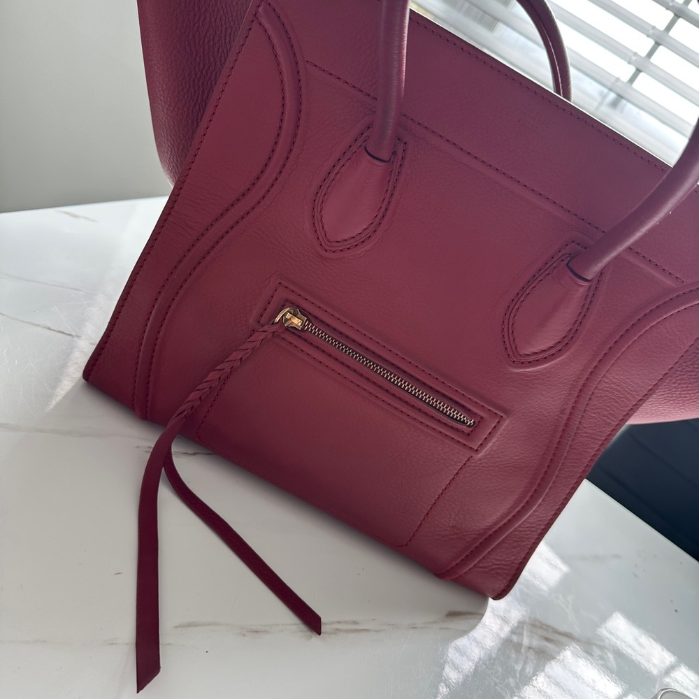 Elegant Burgundy Leather Tote Bag